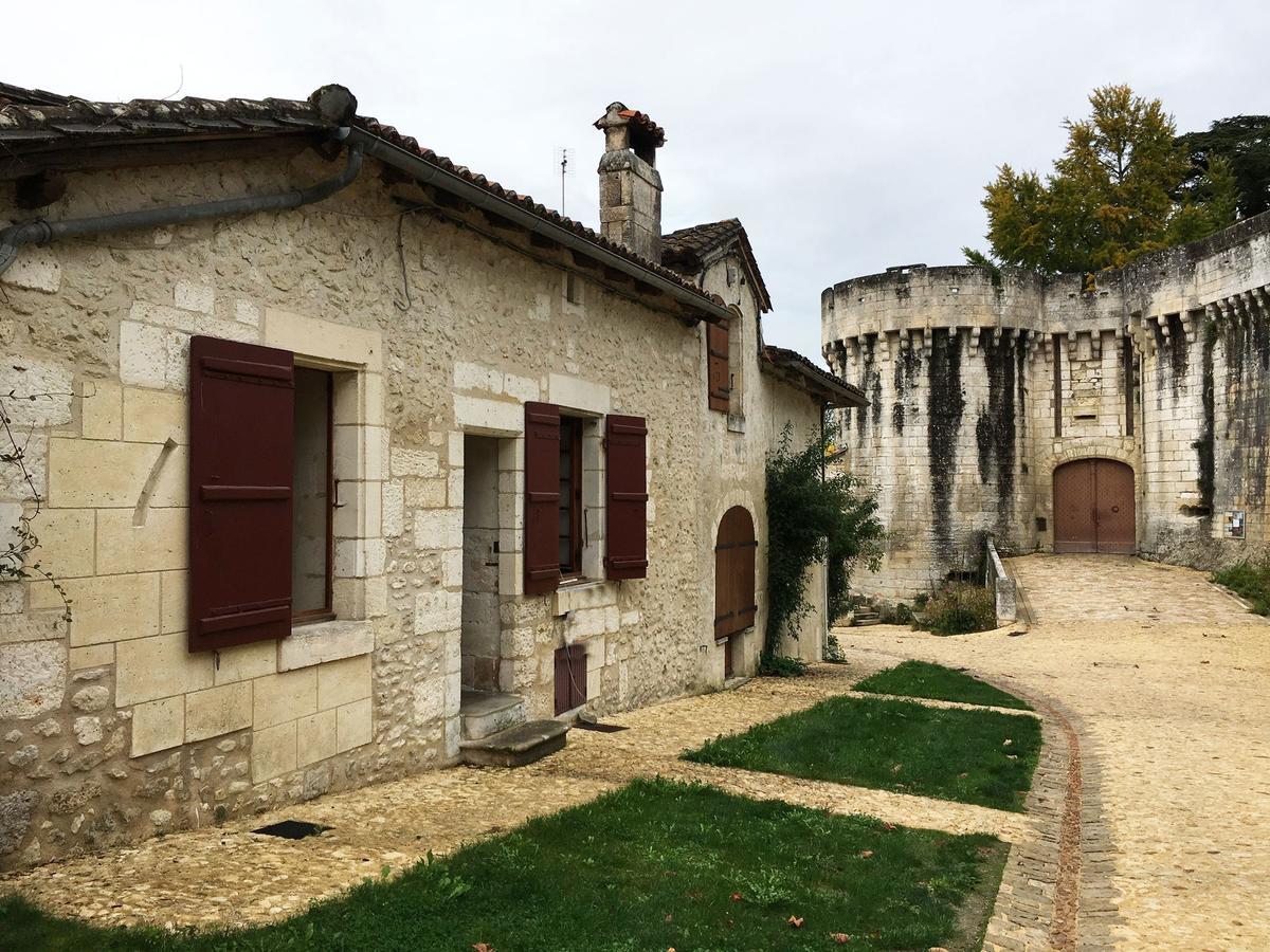 Holiday home Au Pied Du Chateau *